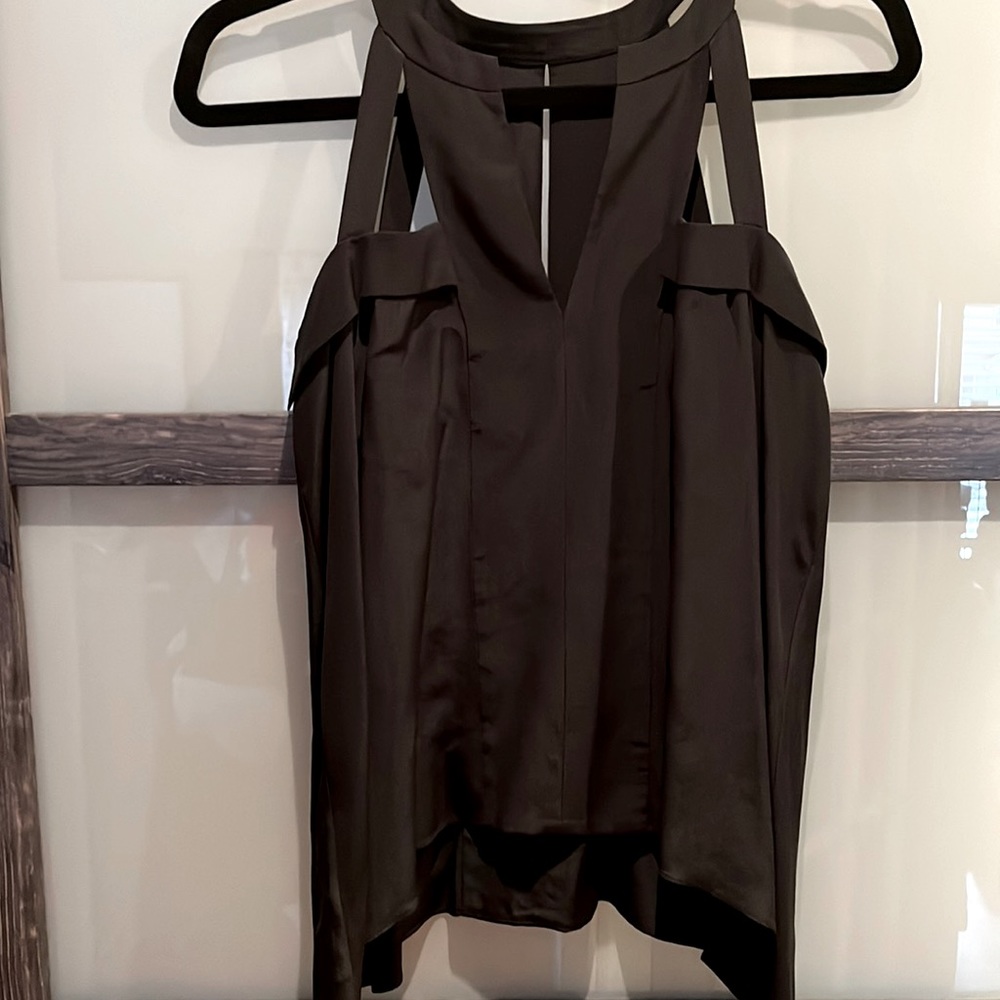BCBGMAXAZRIA BLACK ASYMETRICAL TUNIC